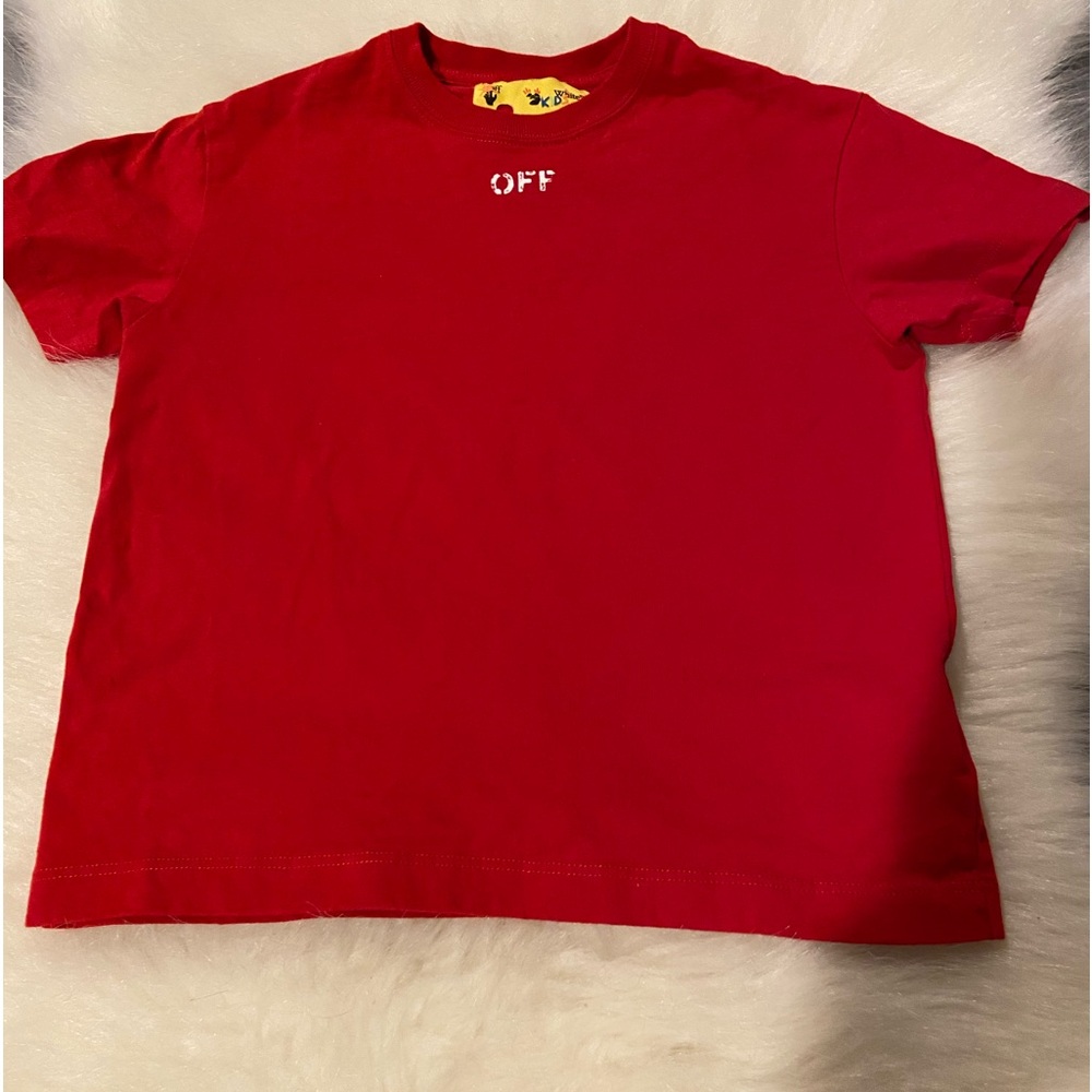 Authentic Kids off white T-shirt size 4 in great condition
